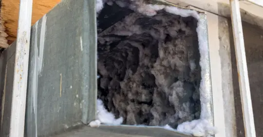 Dirty air duct